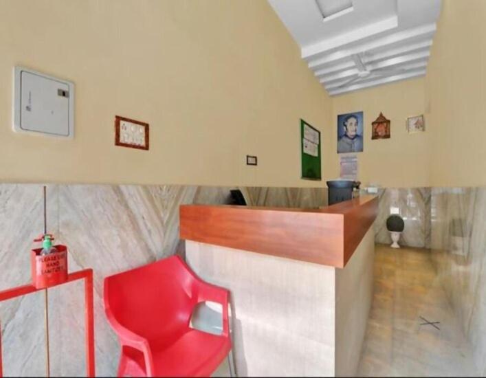 Hotel Atithi Niwas Аллахабад Экстерьер фото